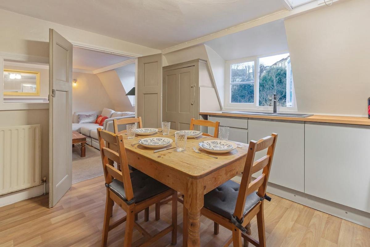 Spaceship 4 Luxury 4 Bedroom By Altoluxoexperience Short Lets & Serviced With Free Wifi & Parking Apartment *